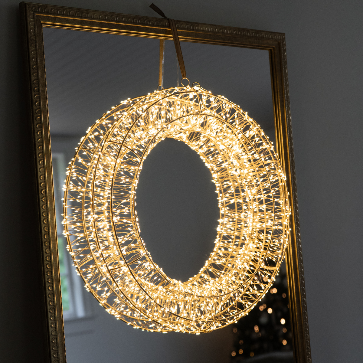 Luminous Micro LED Wreath