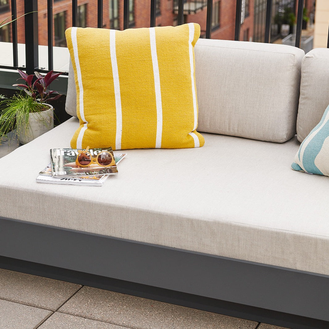 Loll Platform One Corner Unit