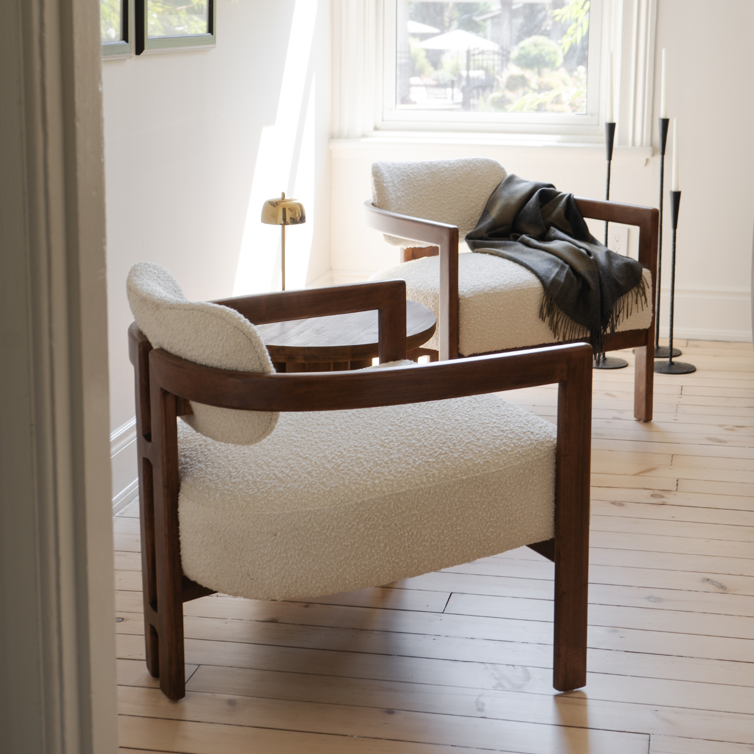 Cumberland Indoor Ivory Boucle Lounge Chair