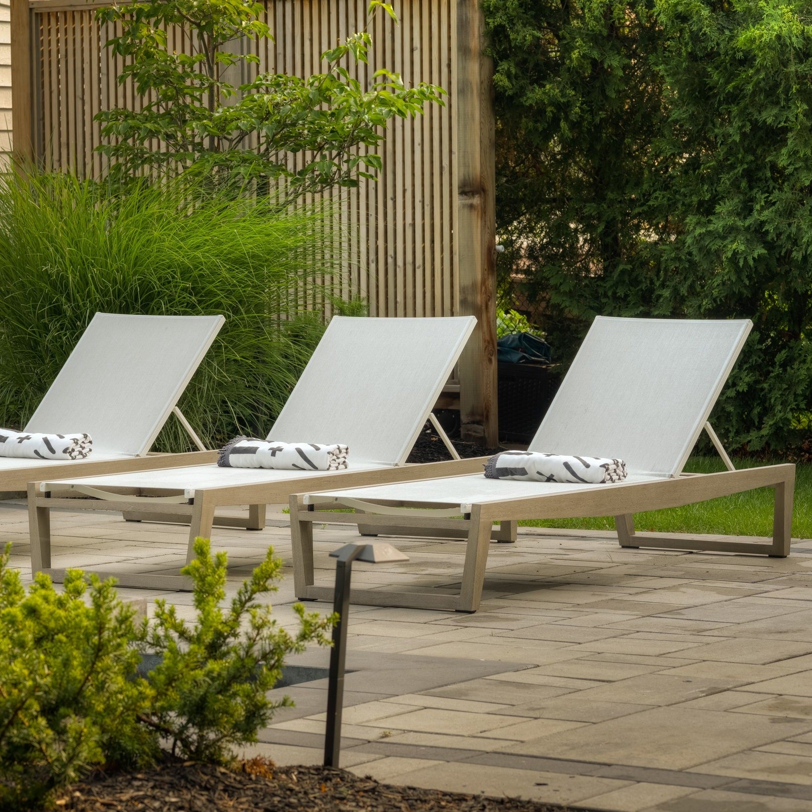 Nova Chaise Lounge | Eden Grey