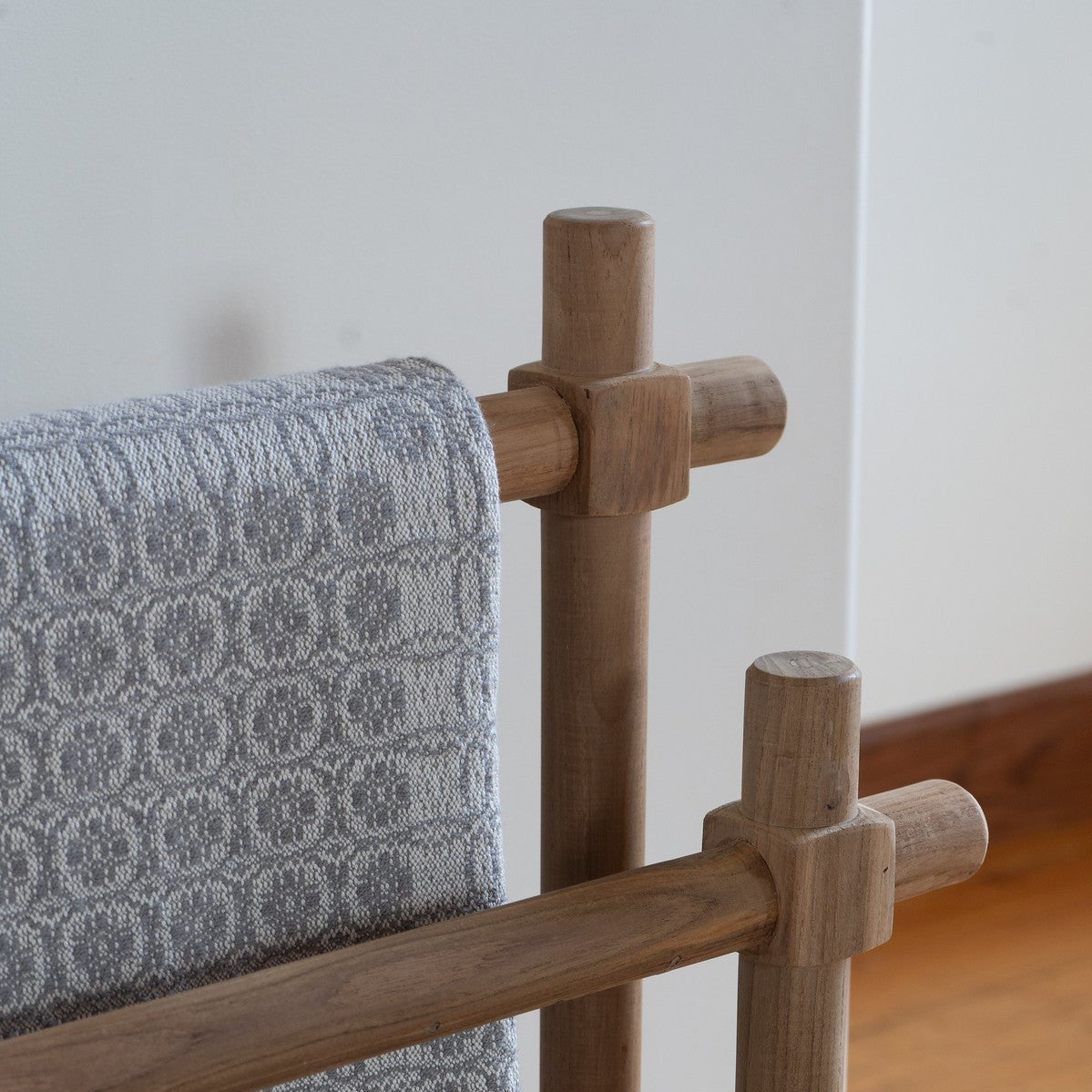 Tofino Blanket & Towel Rack
