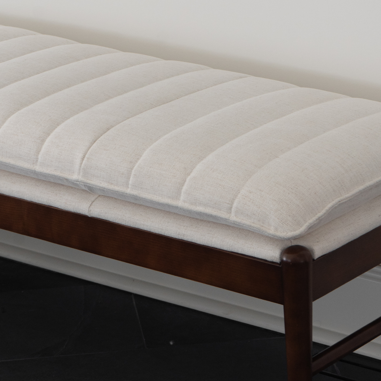Airdrie Bench - Crypton® Nomad Snow