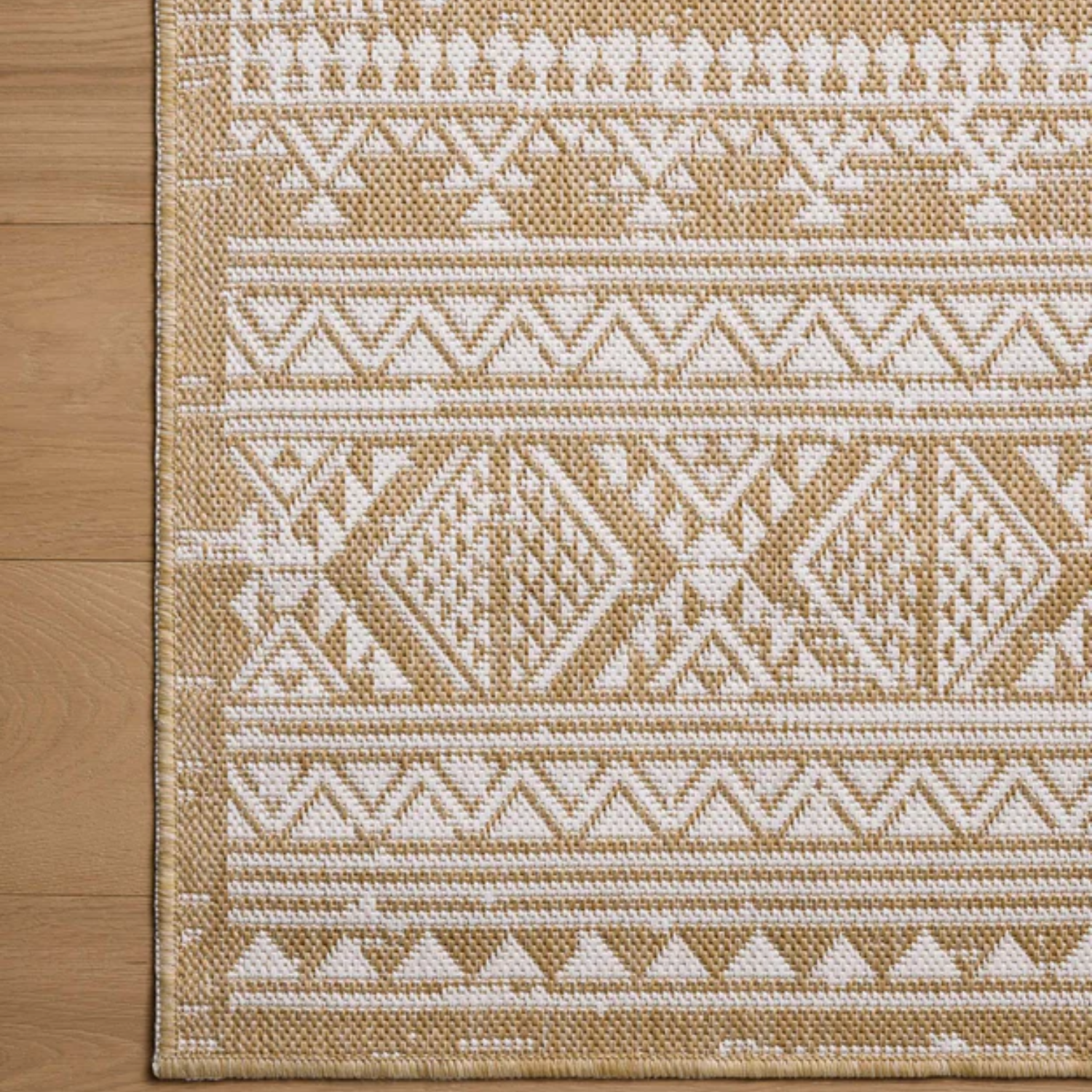Loloi II Easton Ivory/Wheat Outdoor Rug