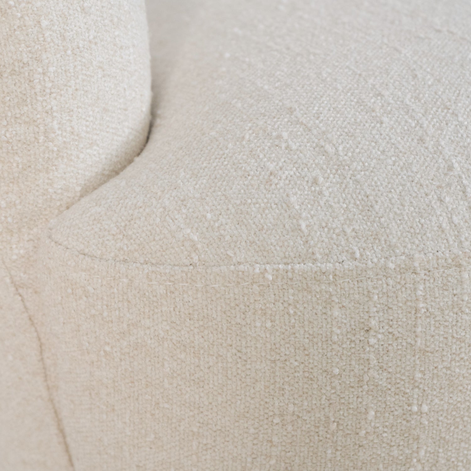 Pod Swivel Lounge Chair - Mellow Ivory