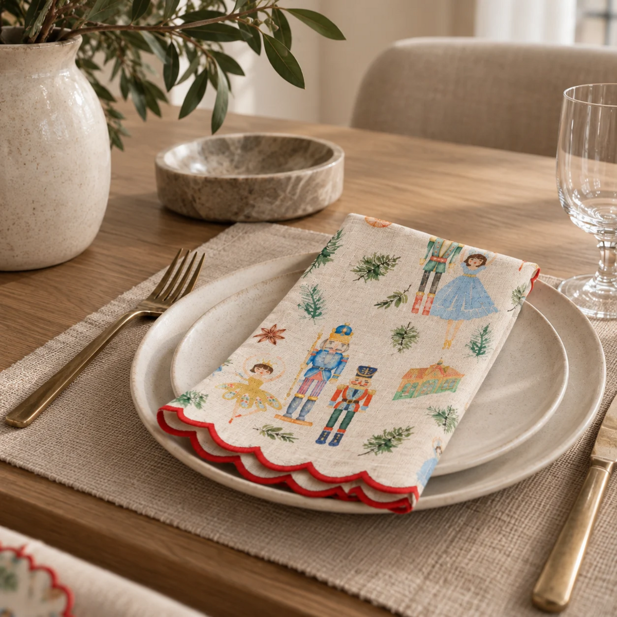 Scallop Nutcracker Napkin (Set of 4)