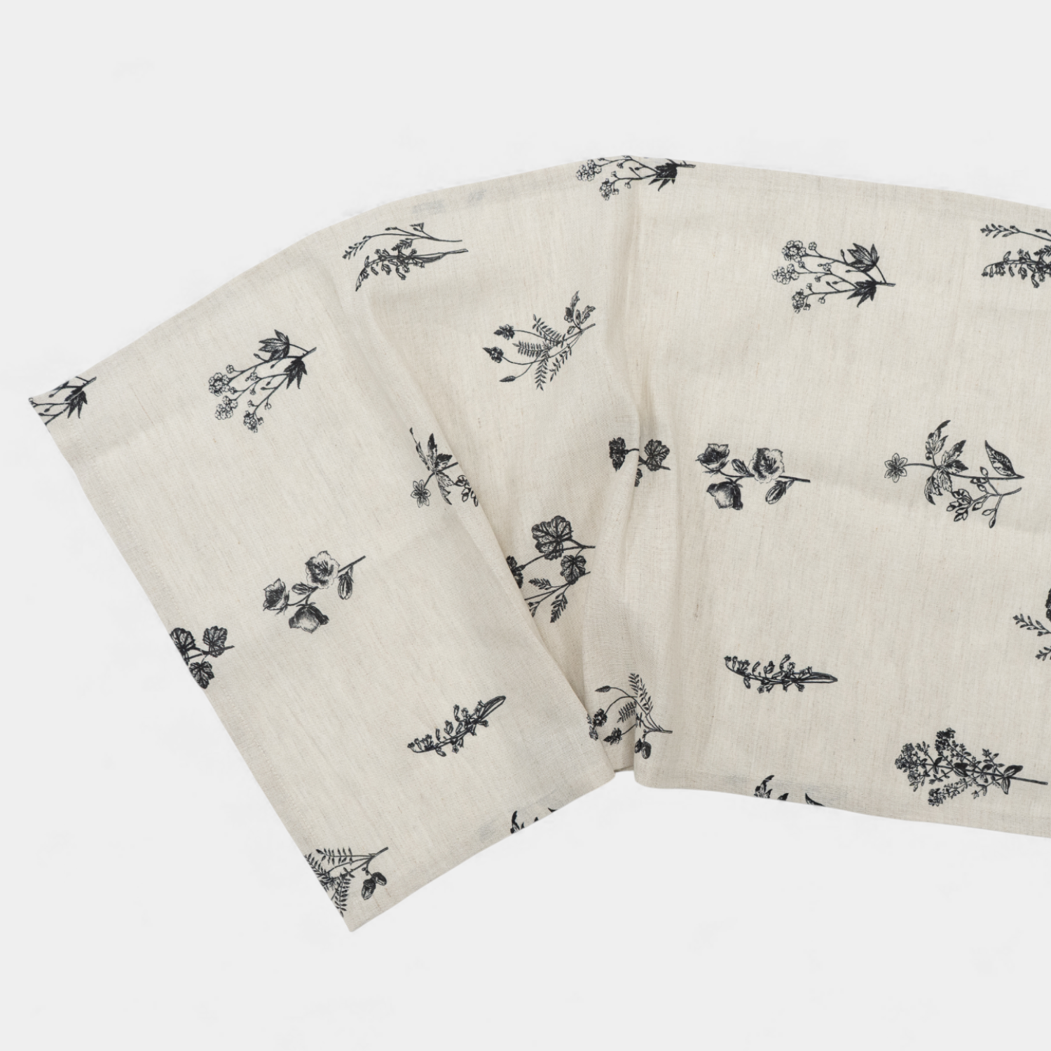 Fleur Cotton Table Runner