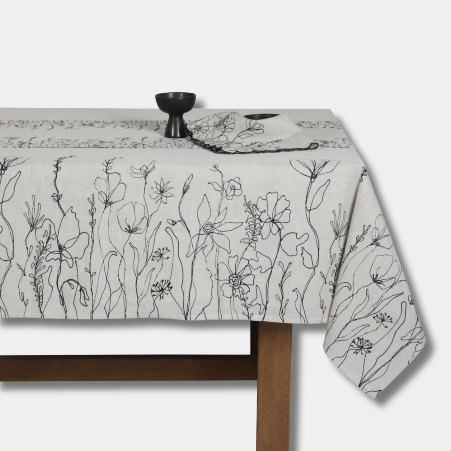 Flora Field Cotton Tablecloth