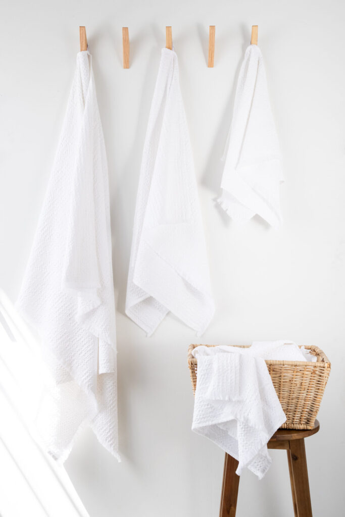 Waffle White Woven Fringed Towels