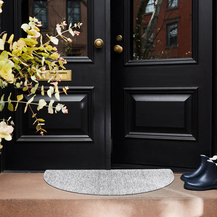 Chilewich Heathered Shag Welcome Mat - Fog