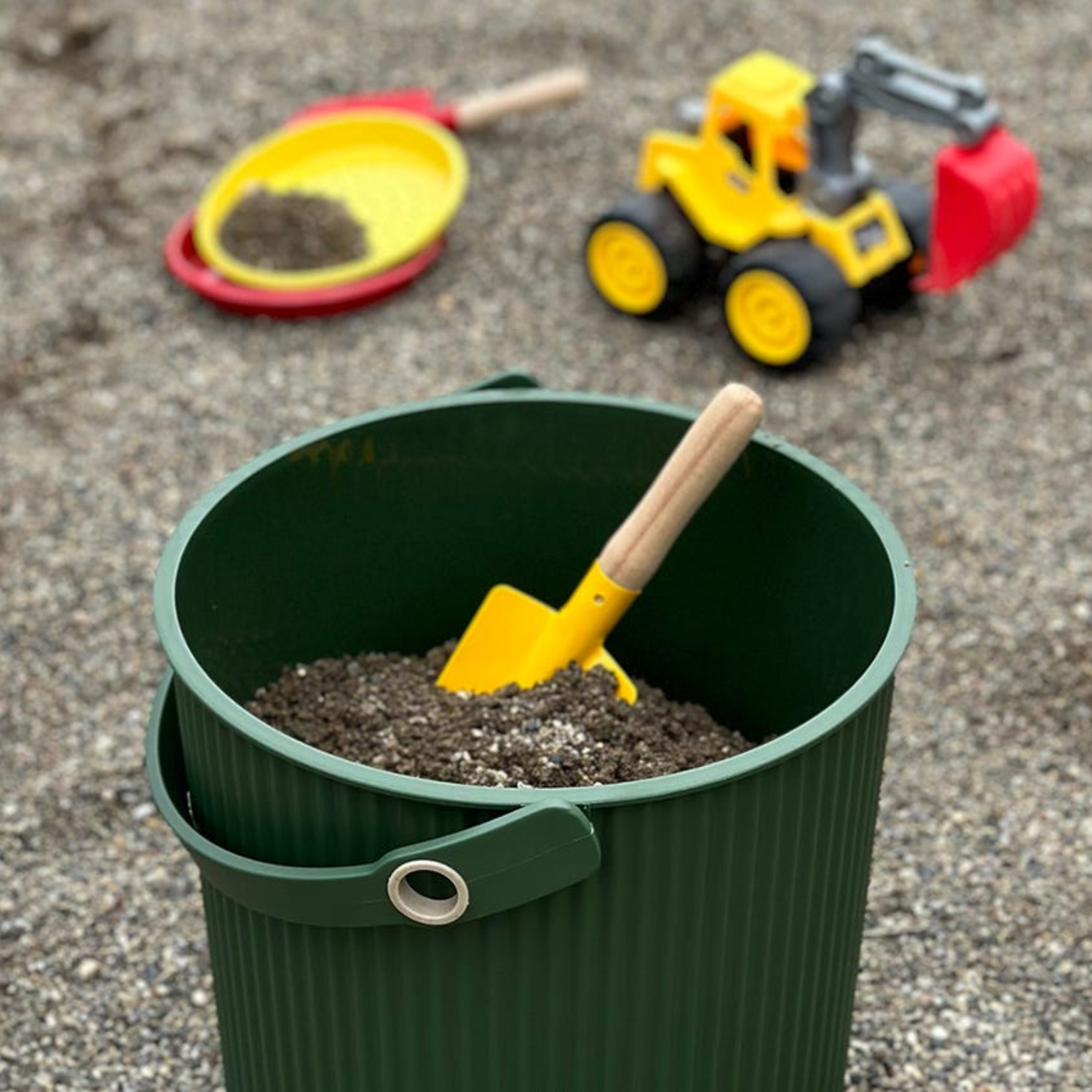 Hachiman Garden Green Storage Bucket w/Lid