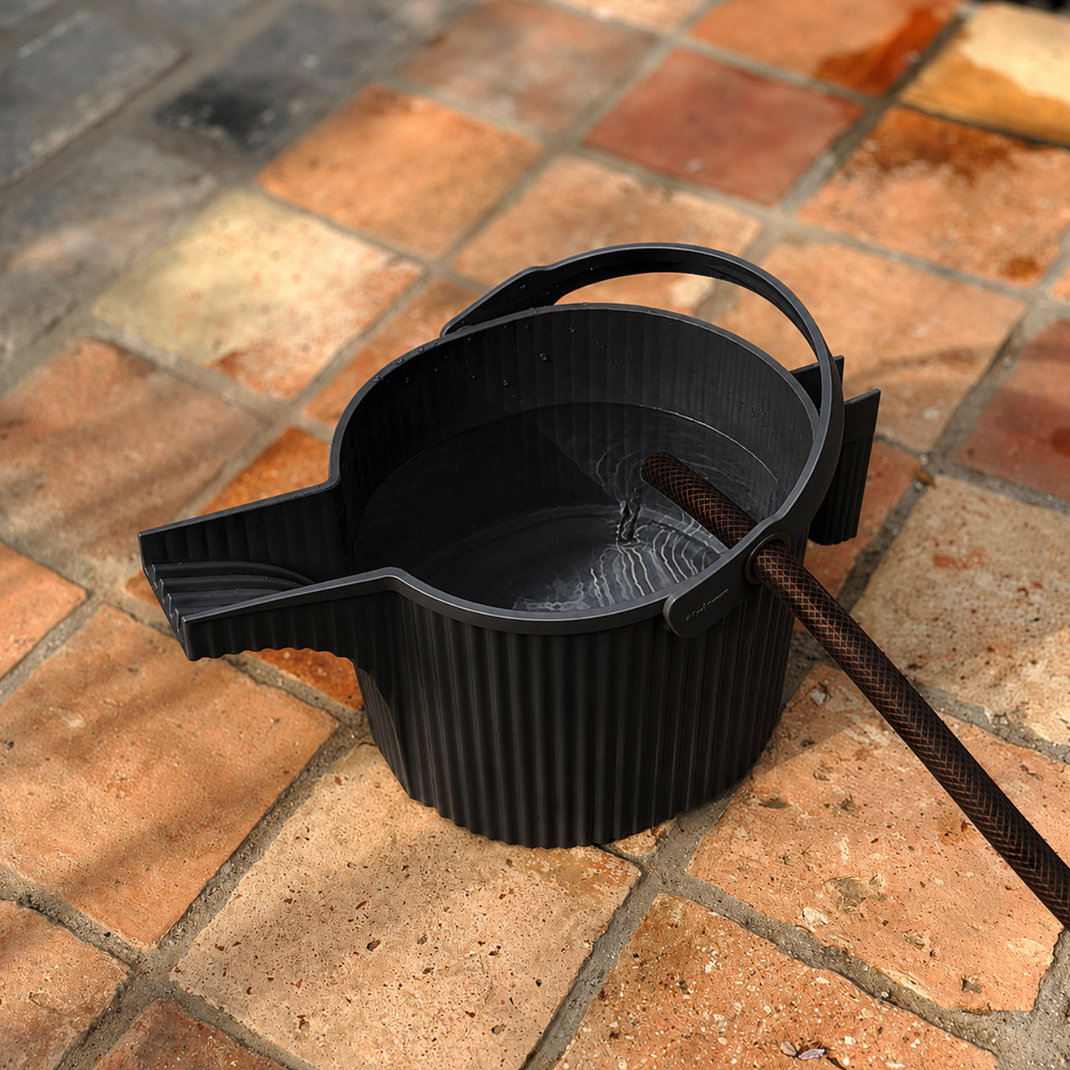 Hachiman Garden 5L Watering Can - Black