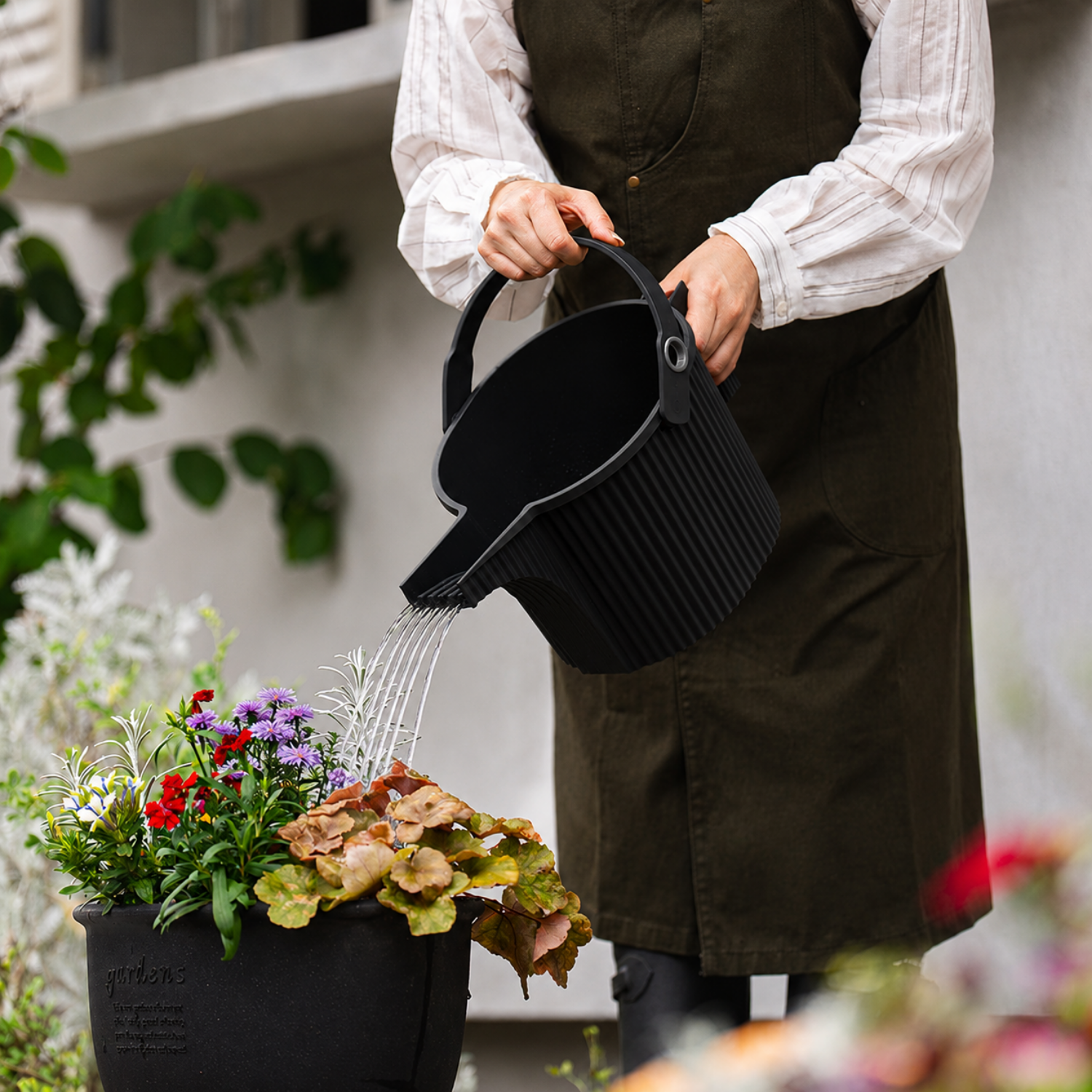 Hachiman Garden 5L Watering Can - Black