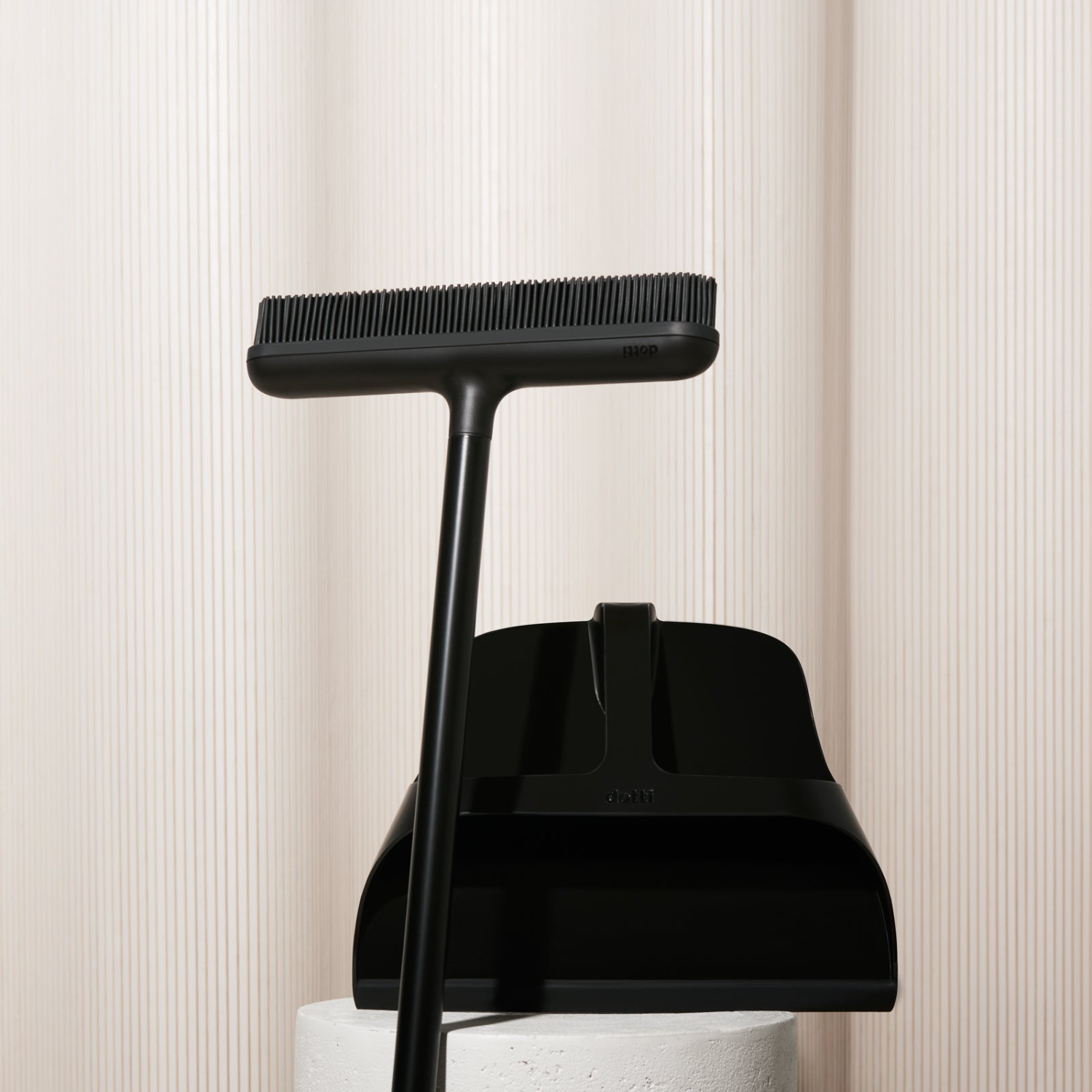 Adjustable Silicone Broom & Dustpan Set - Matte Black