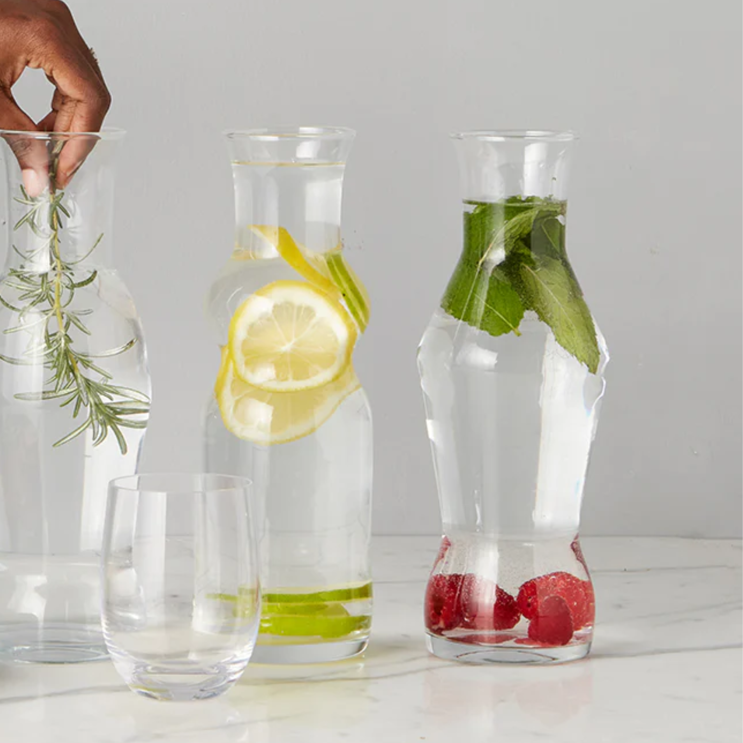 Country 34oz Glass Carafe