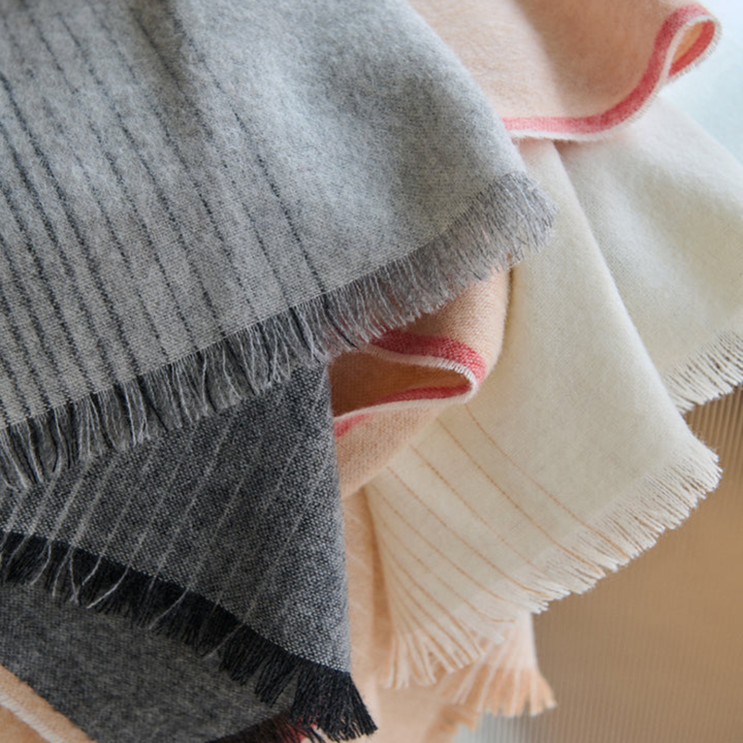 Graphic Black/Brown Wool Throw