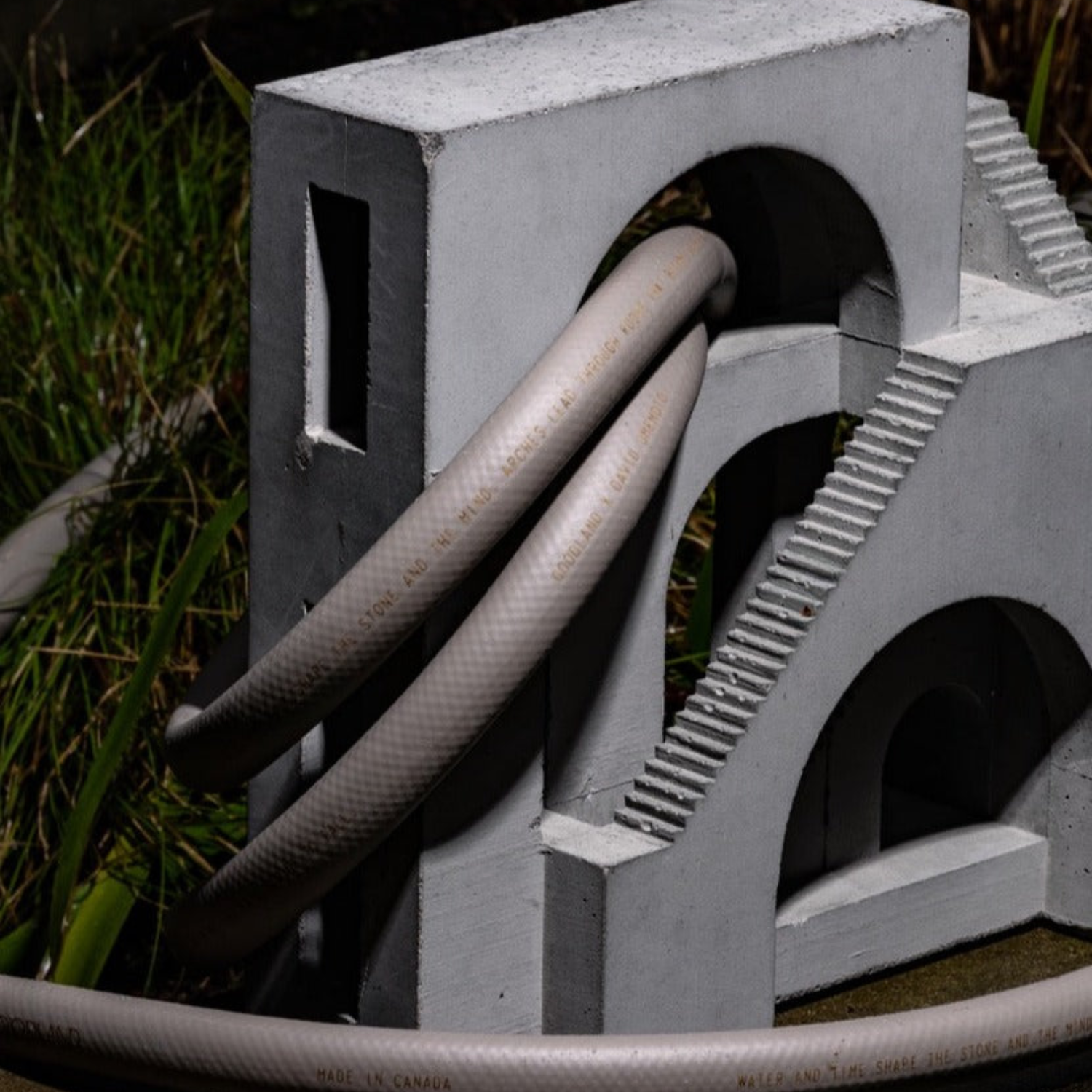 Luxe Garden Hose - Warm Grey