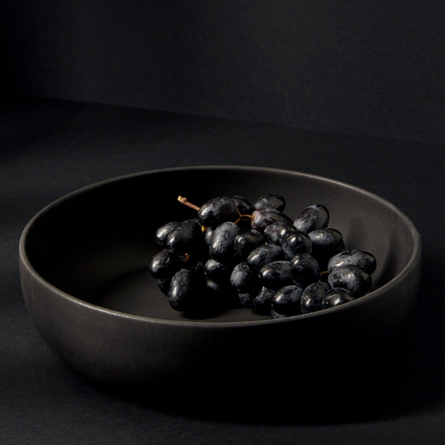 Stoneware 60oz Shallow Serving Bowl- Matte/Shiny Black