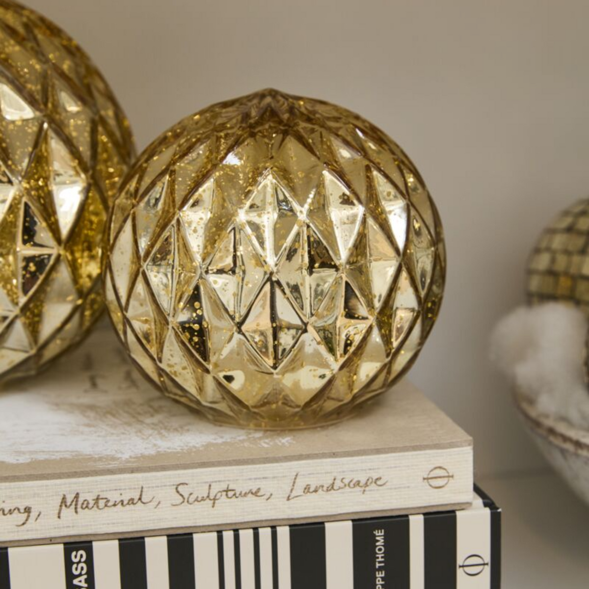 Gold Glimmer LED Globes