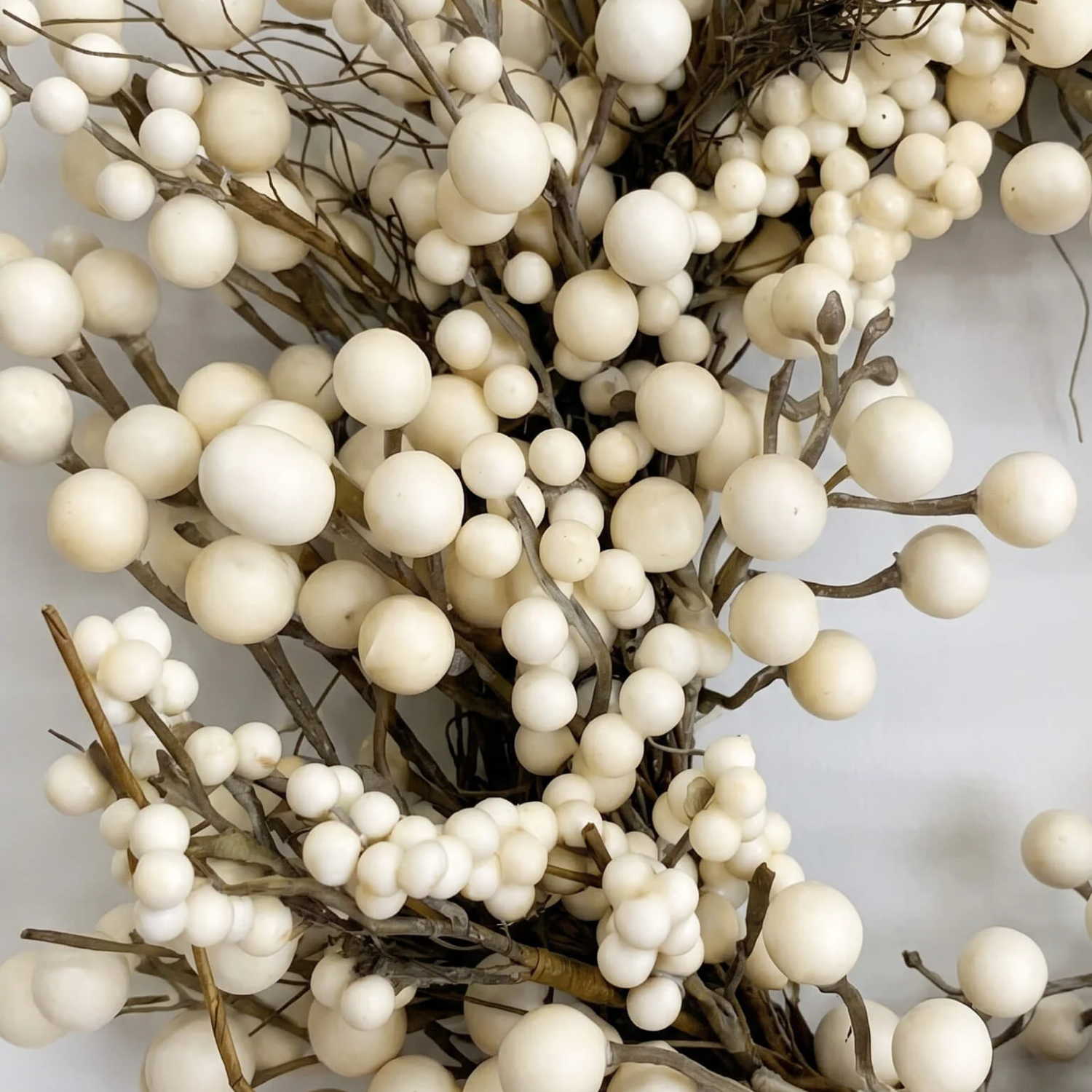 Artificial Winterberry 24" Wreath