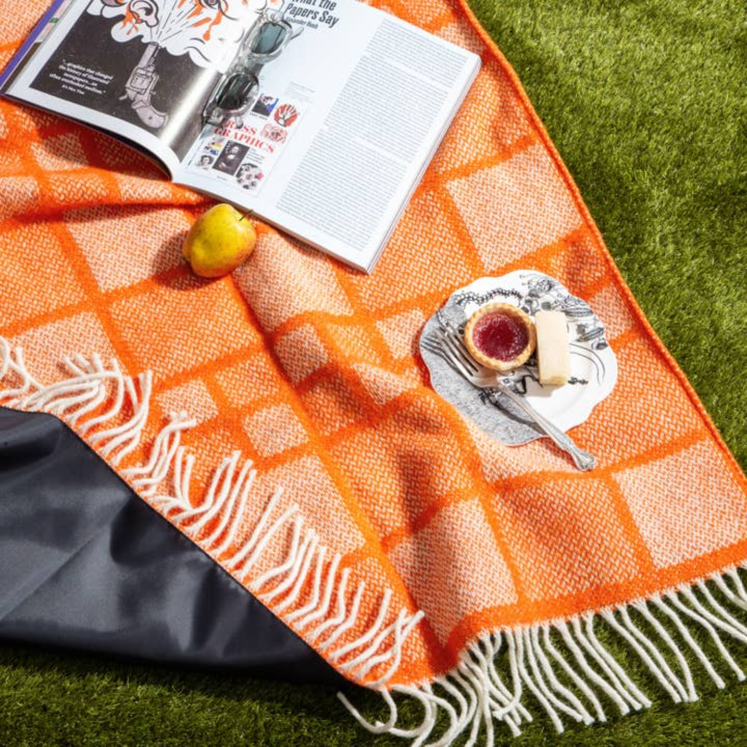 Chill & Carry Lined Wool Picnic Blanket