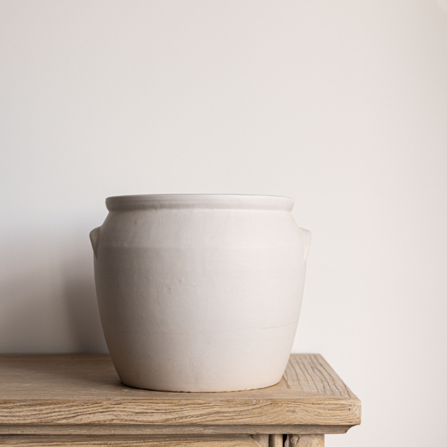 French White Crock Pot