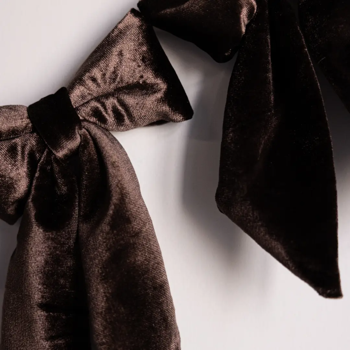 Hot Cocoa Velvet Bow Garland