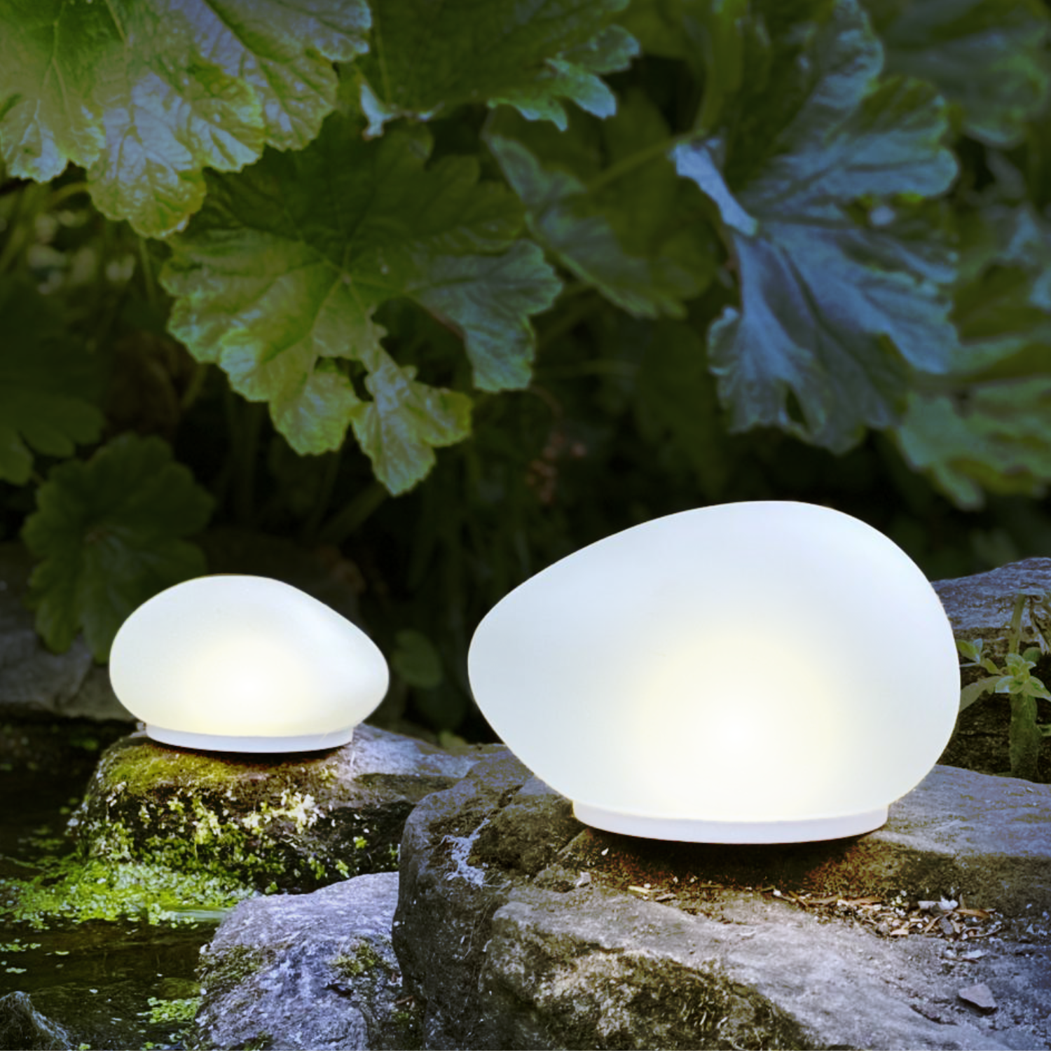 Pebble Outdoor Solar Light