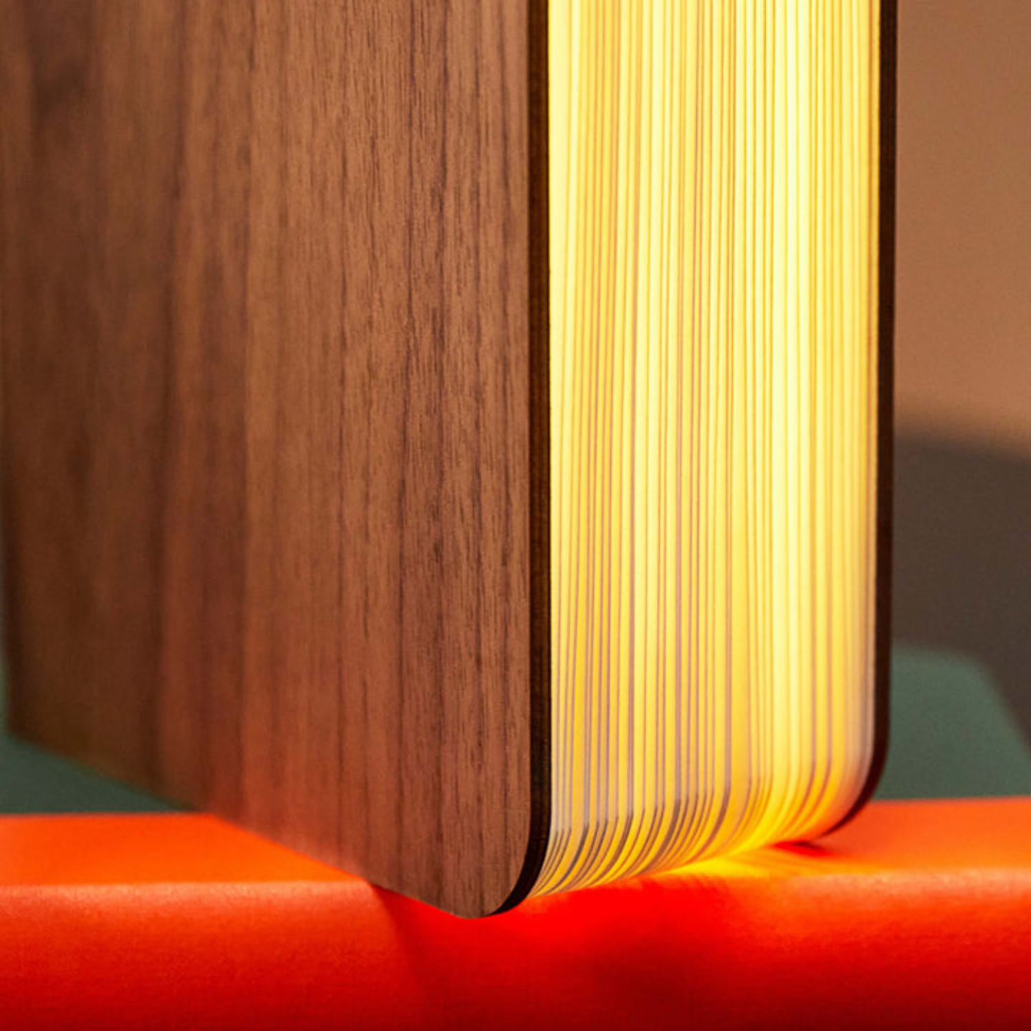 Lito Classic Walnut Book Light