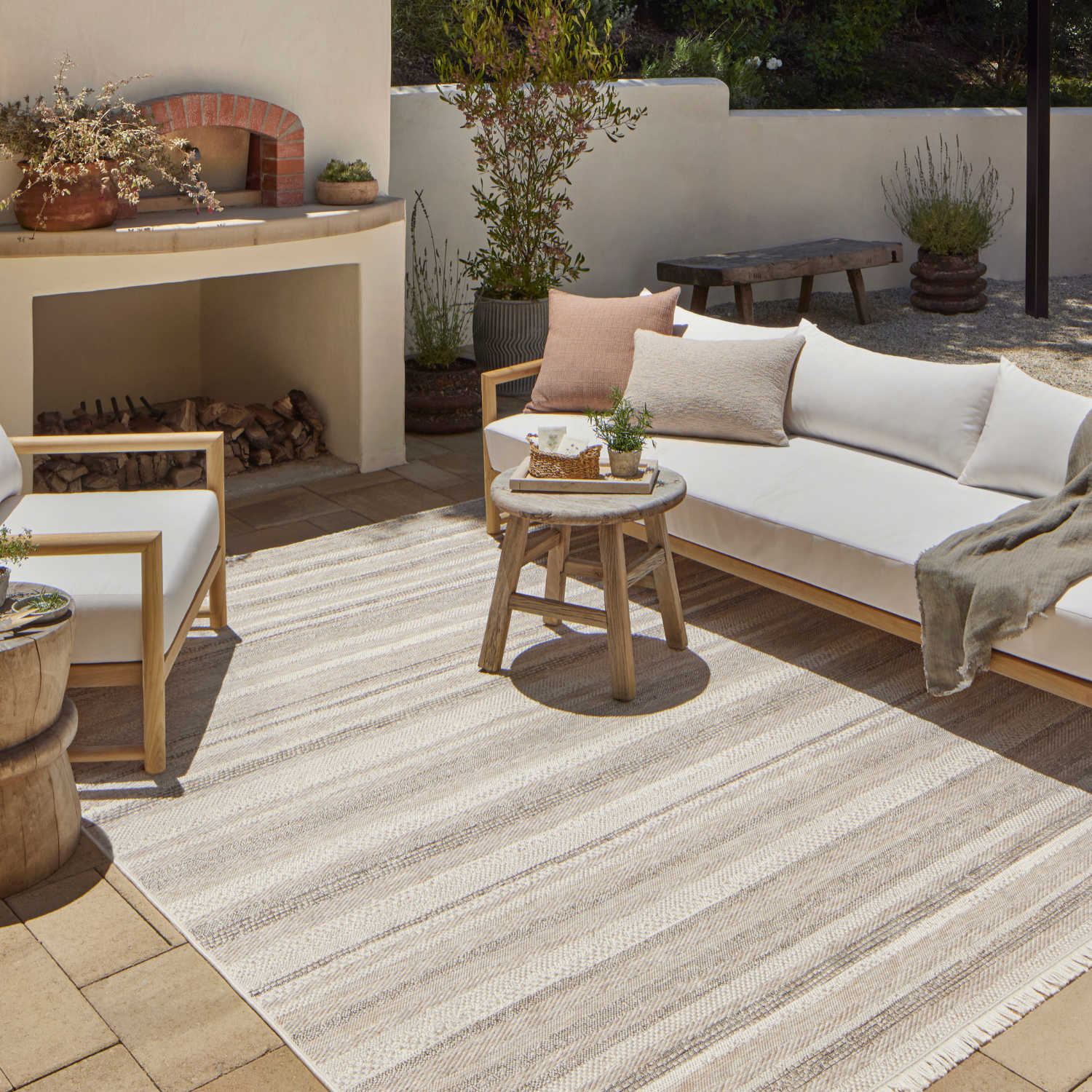 Amber Lewis x Loloi Malibu-02 Ivory/Dove Outdoor Rug