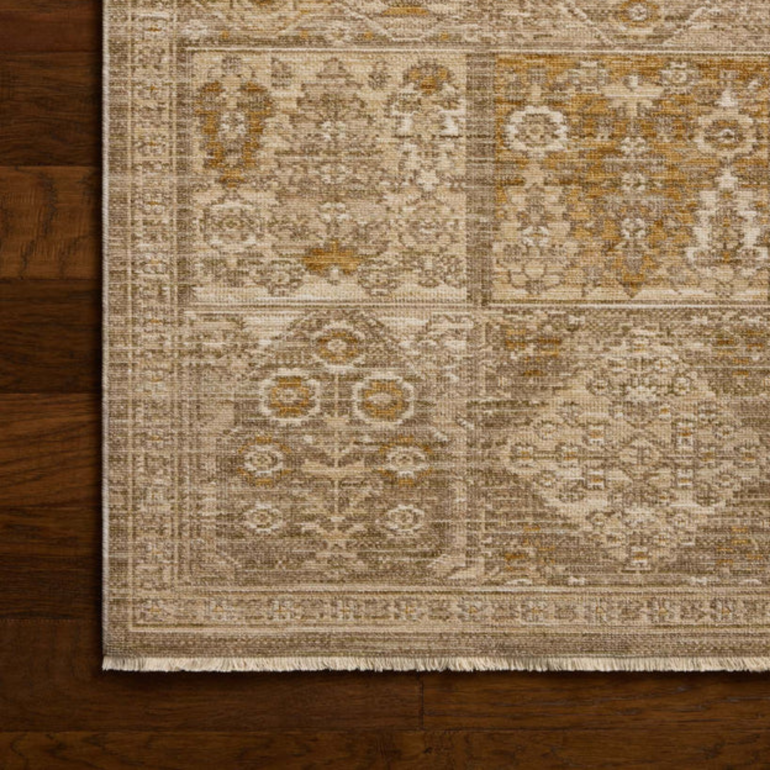 Loloi Elora Mushroom/ Ocher Rug