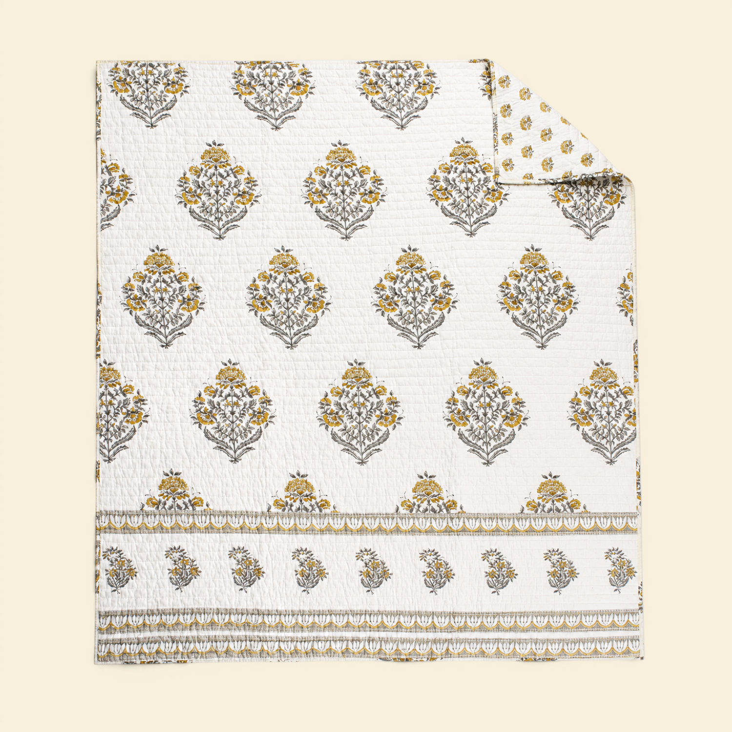 Maison Jardin Bush Ivory Quilted Throw