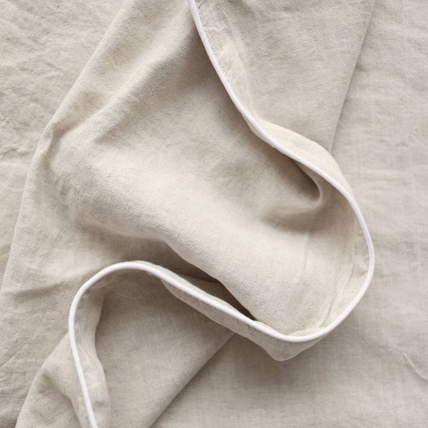 Sarnia Natural/White Linen Bedding (Set of 3)