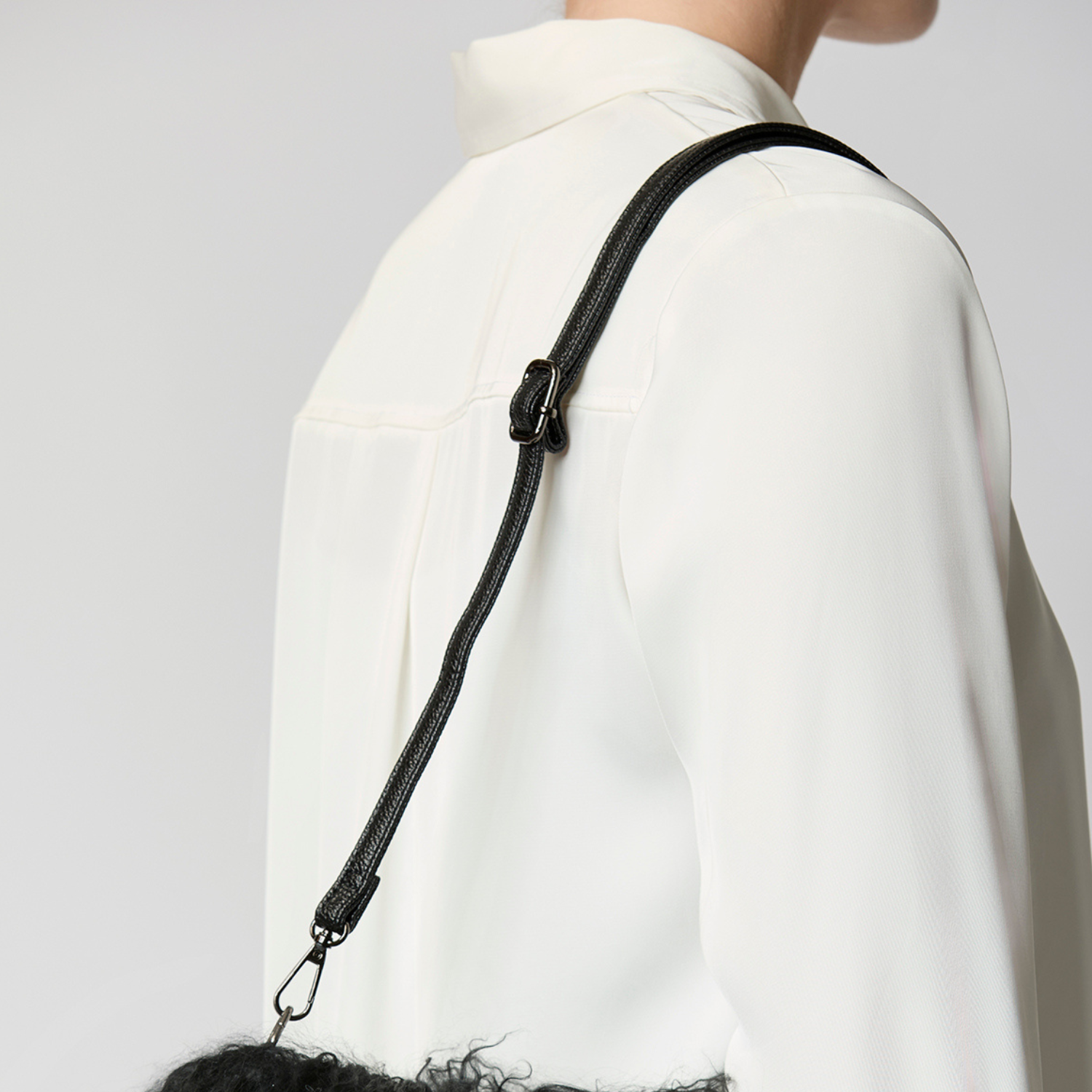 Skye Sheepskin Cross-Body Hedge Bag- Green