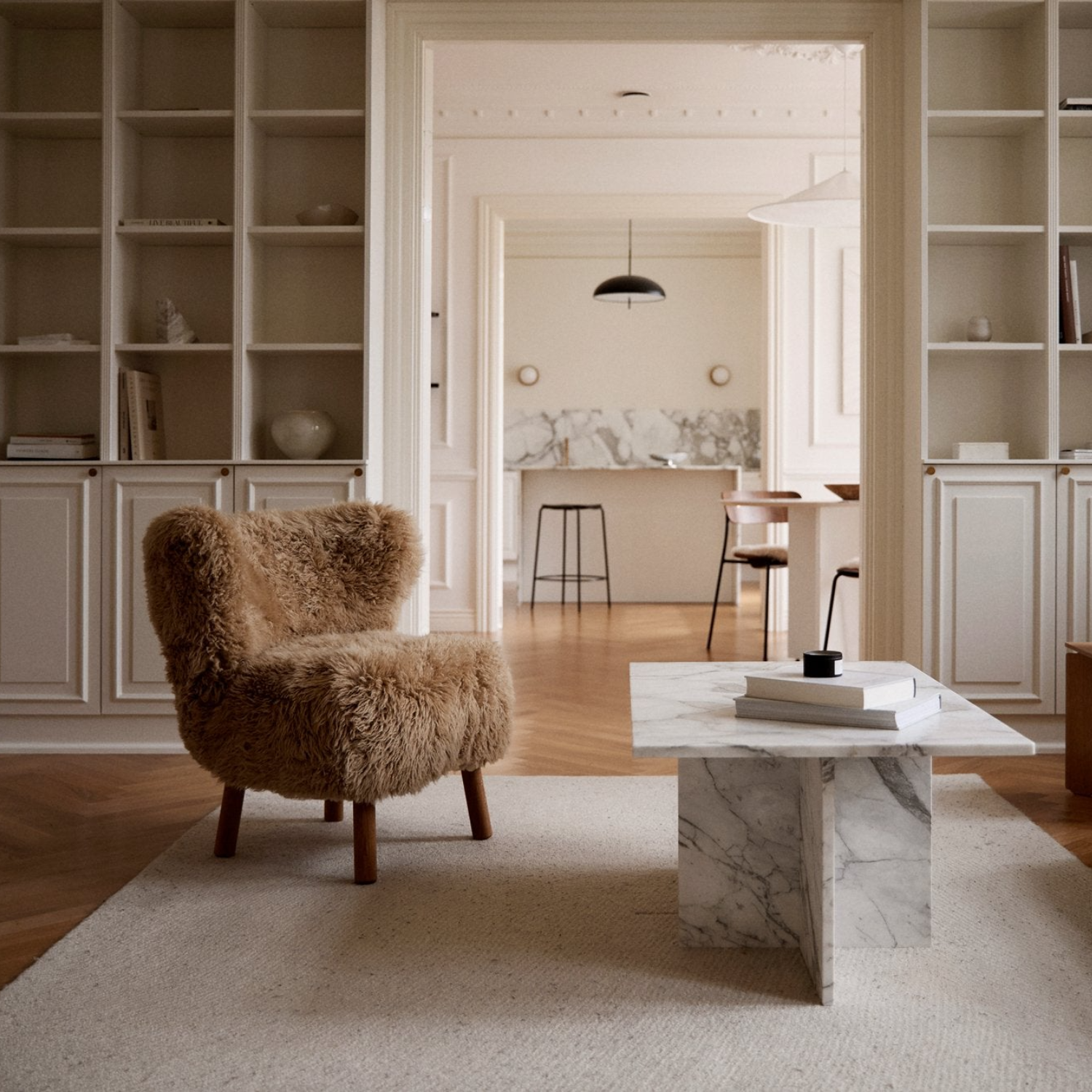 Arlberg Mini Long Wool Sheepskin Lounge Chair - Honey