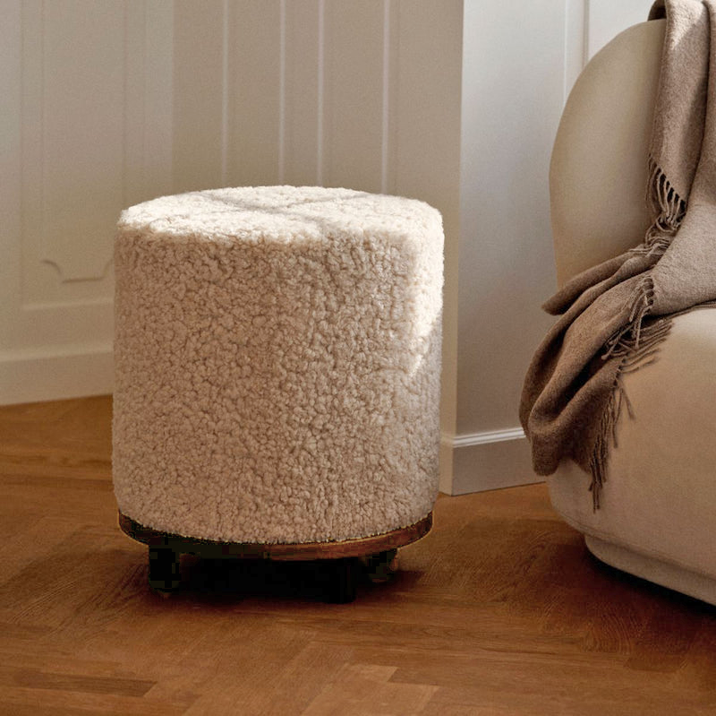 Saga Wool Sheepskin Ottoman - Pearl