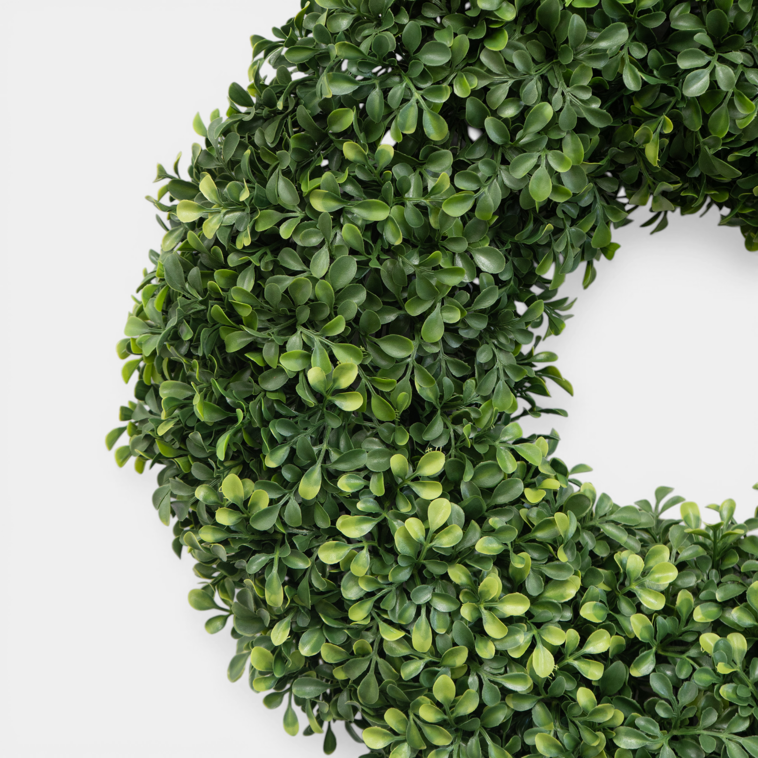 Artificial Outdoor 26" Boxwood Wreath