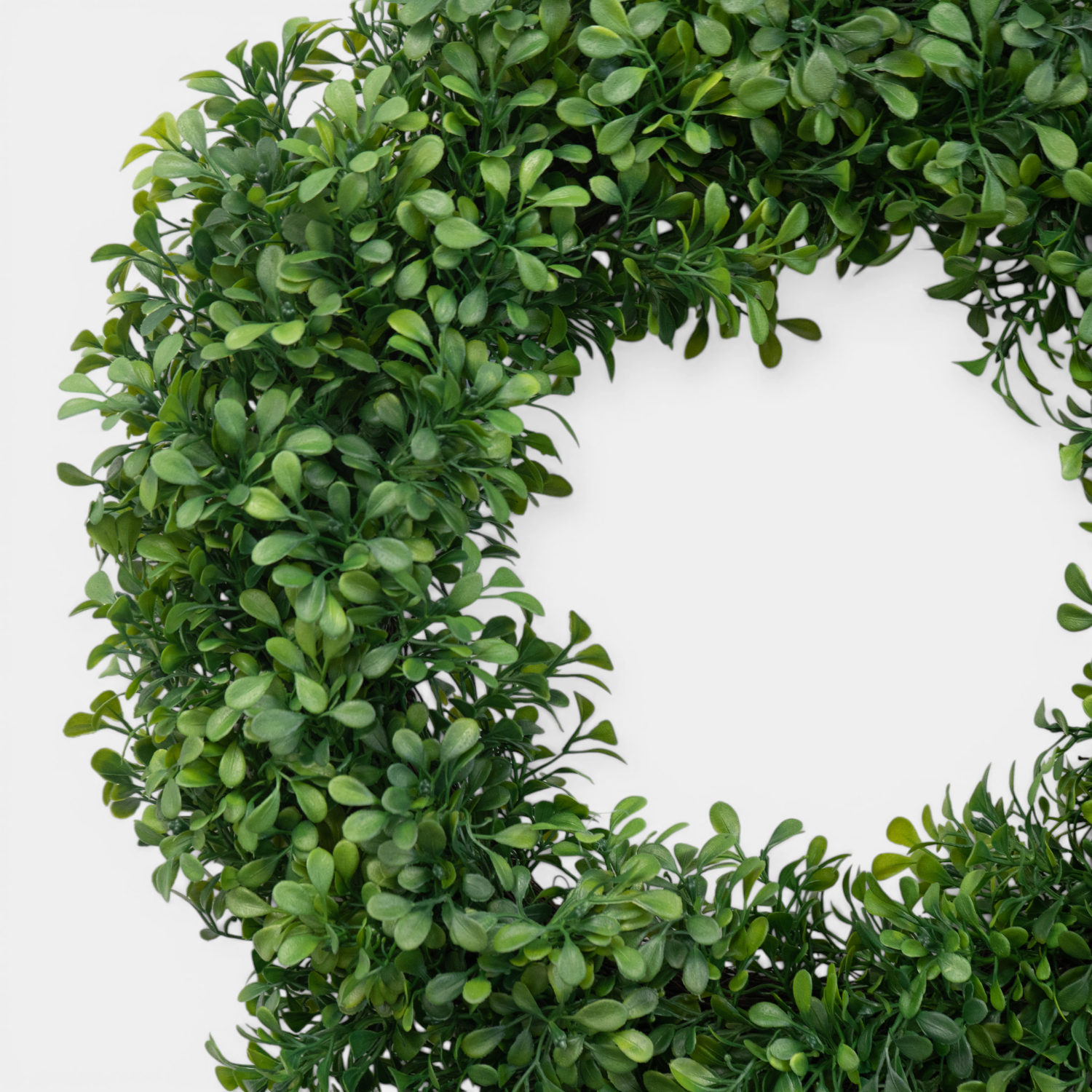 Artificial Outdoor 22" Boxwood Wreath