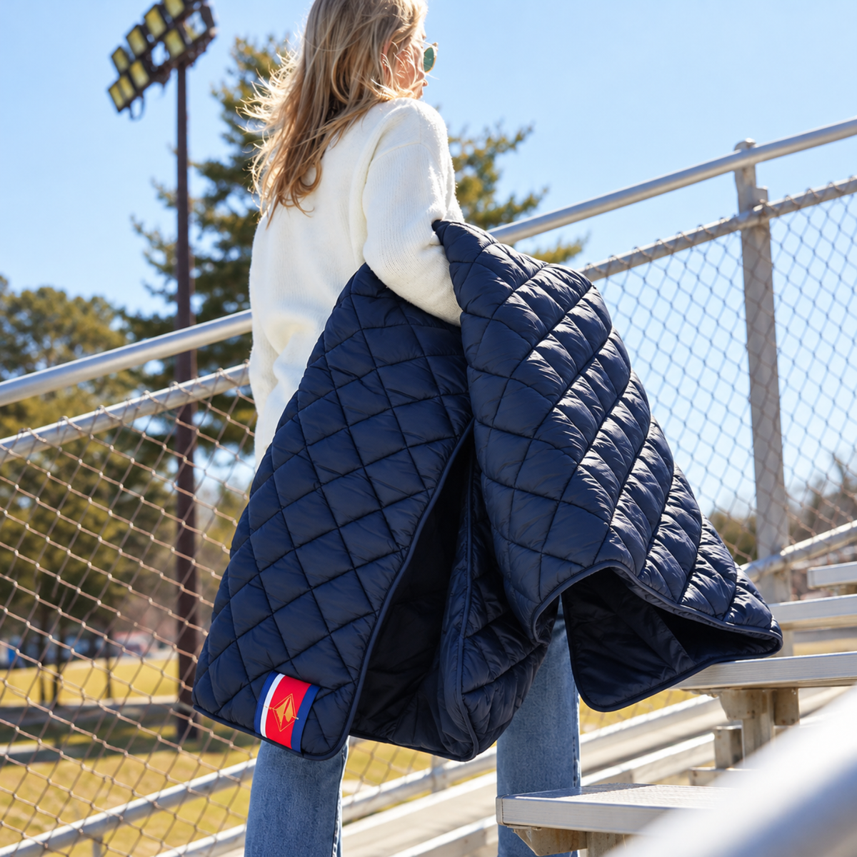 Waterproof Quilted Outdoor Puffer Blanket - Navy