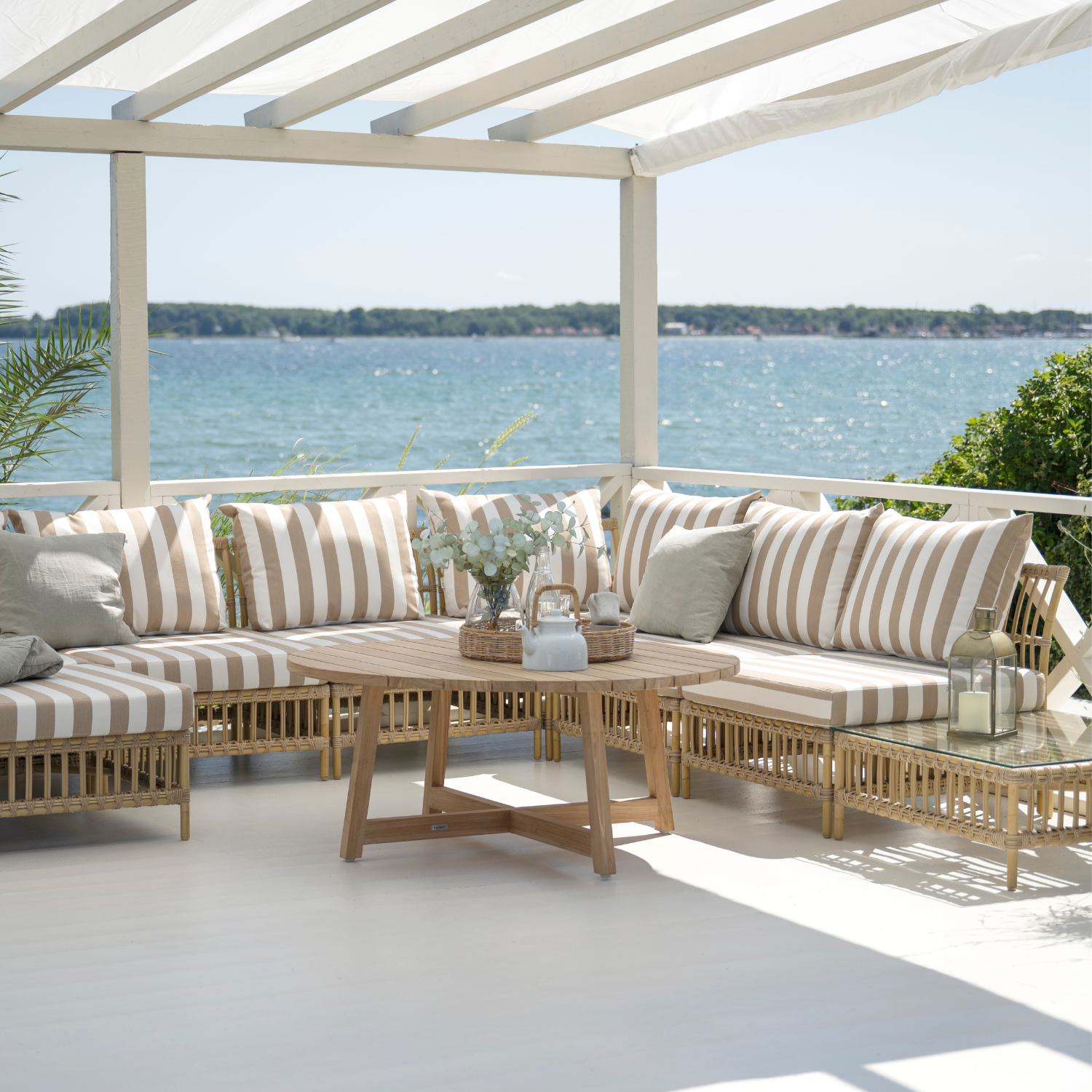 Venice Teak Chat Table