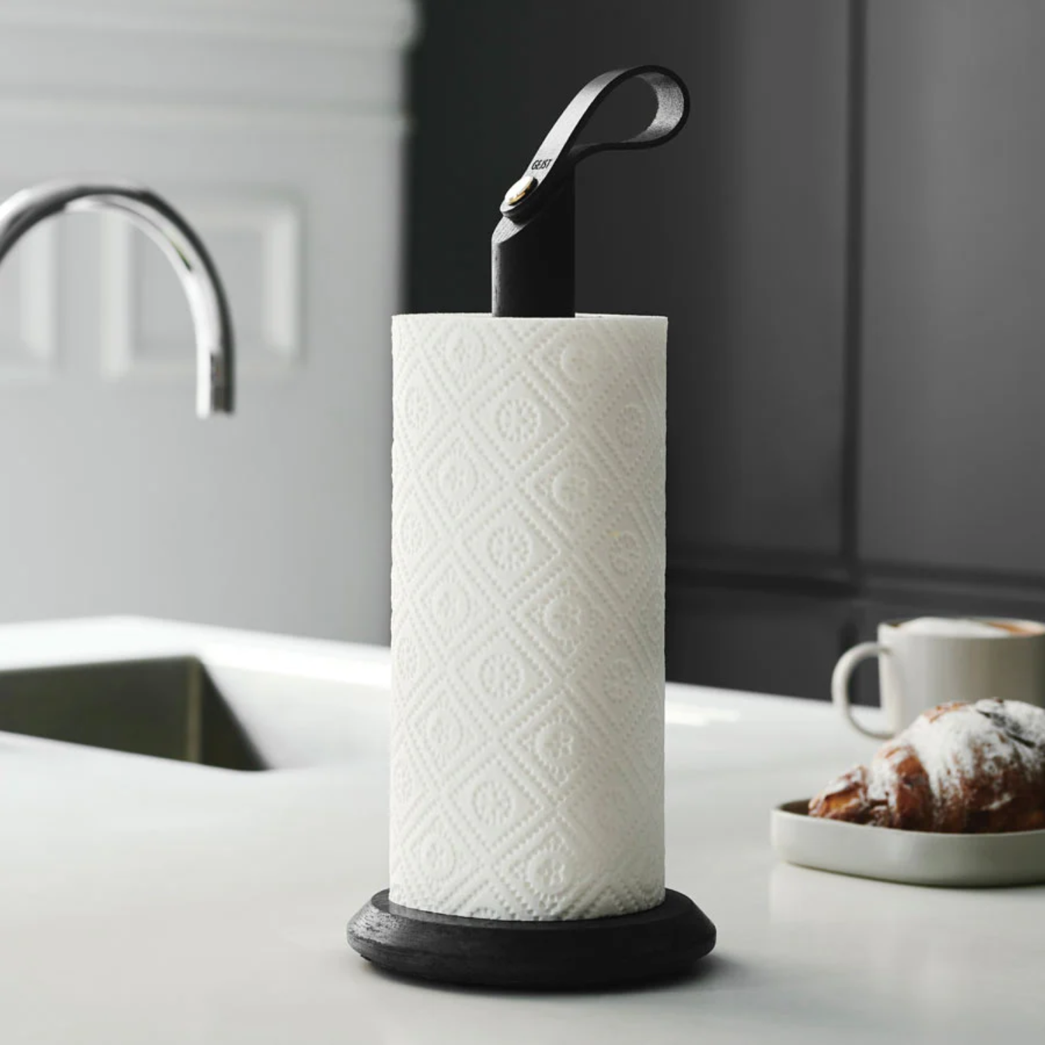 Grip Smoke Oak Paper Towel Holder