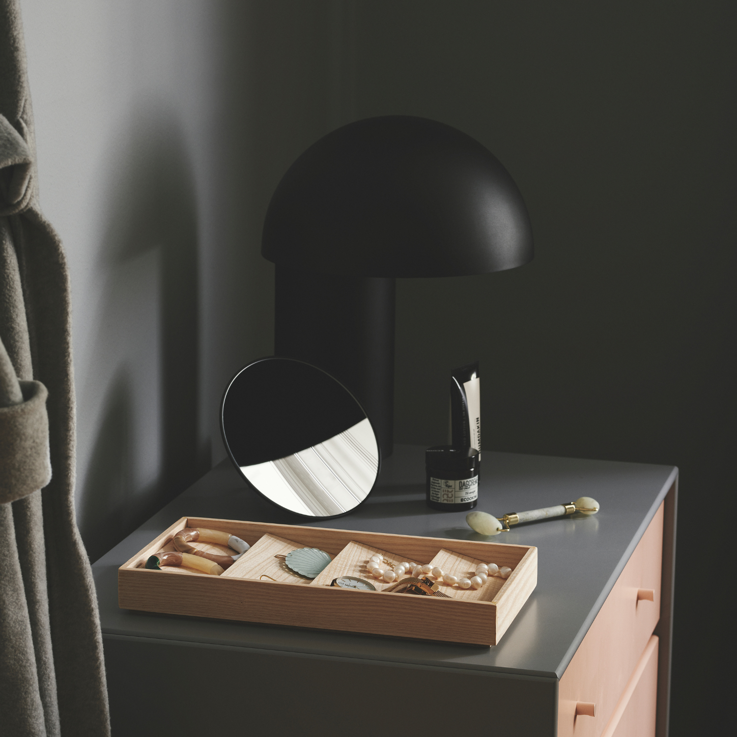 Ash Keepsake Organizer