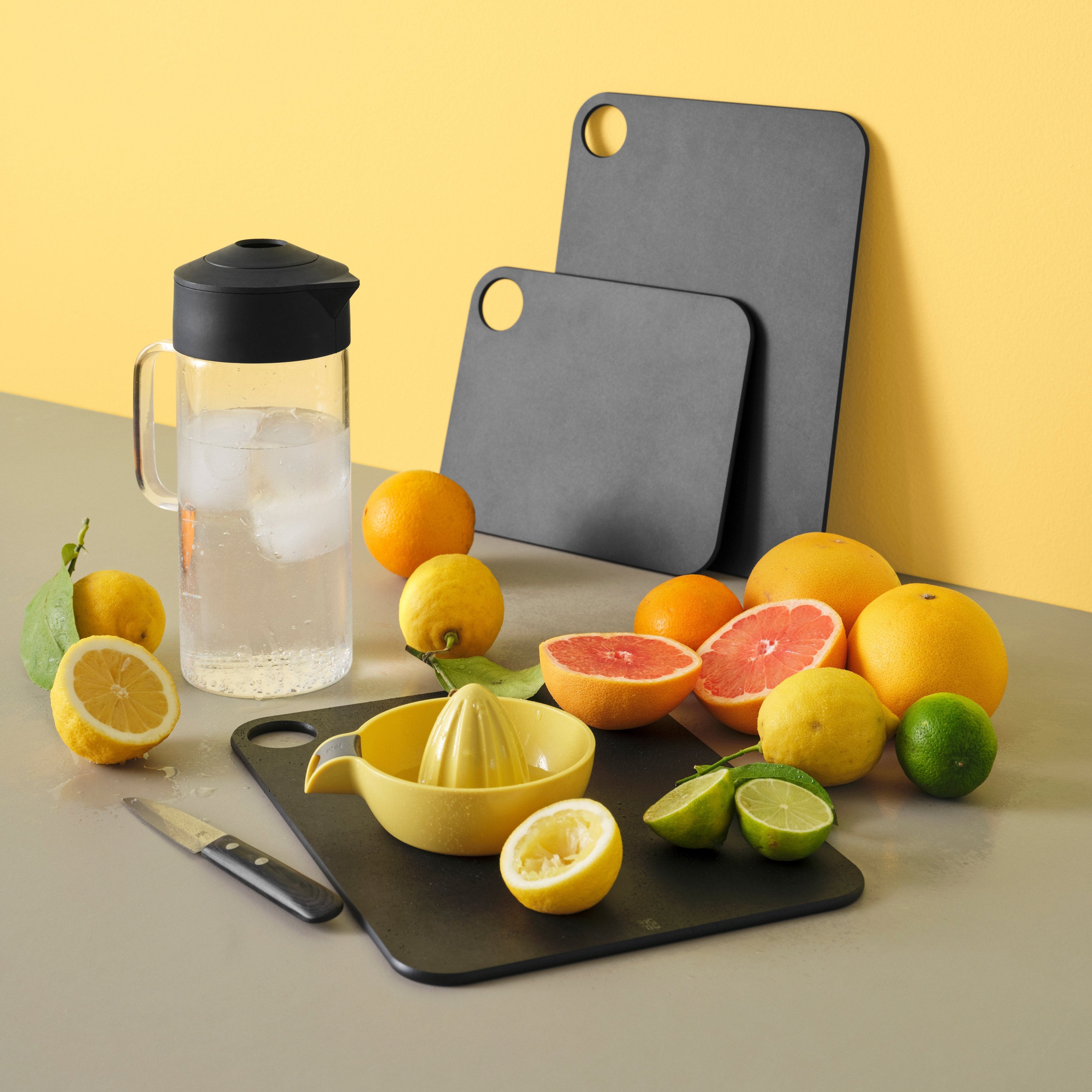 Soren Black Chopping Board