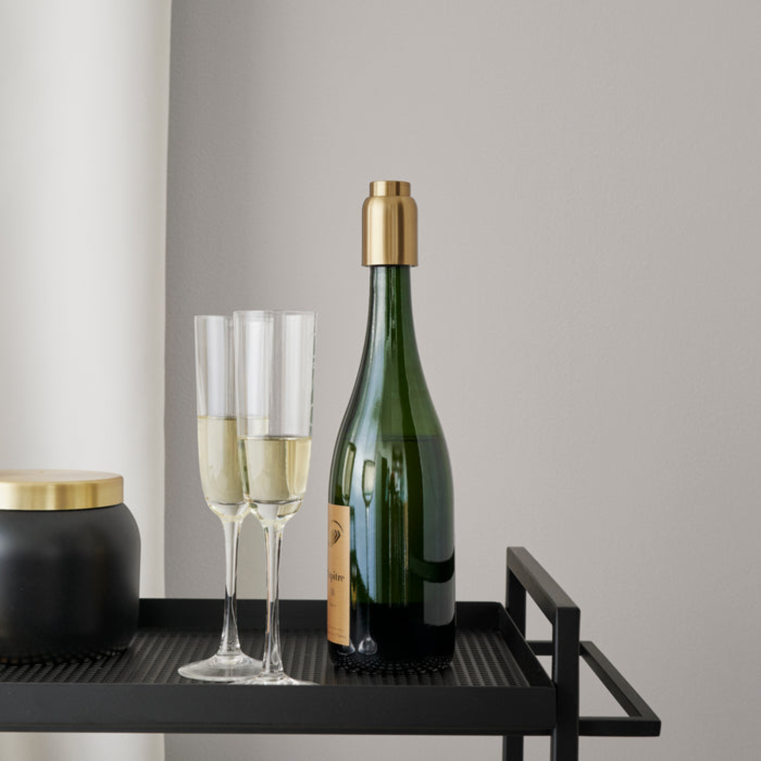 Collar Brushed Brass Bottle Stopper