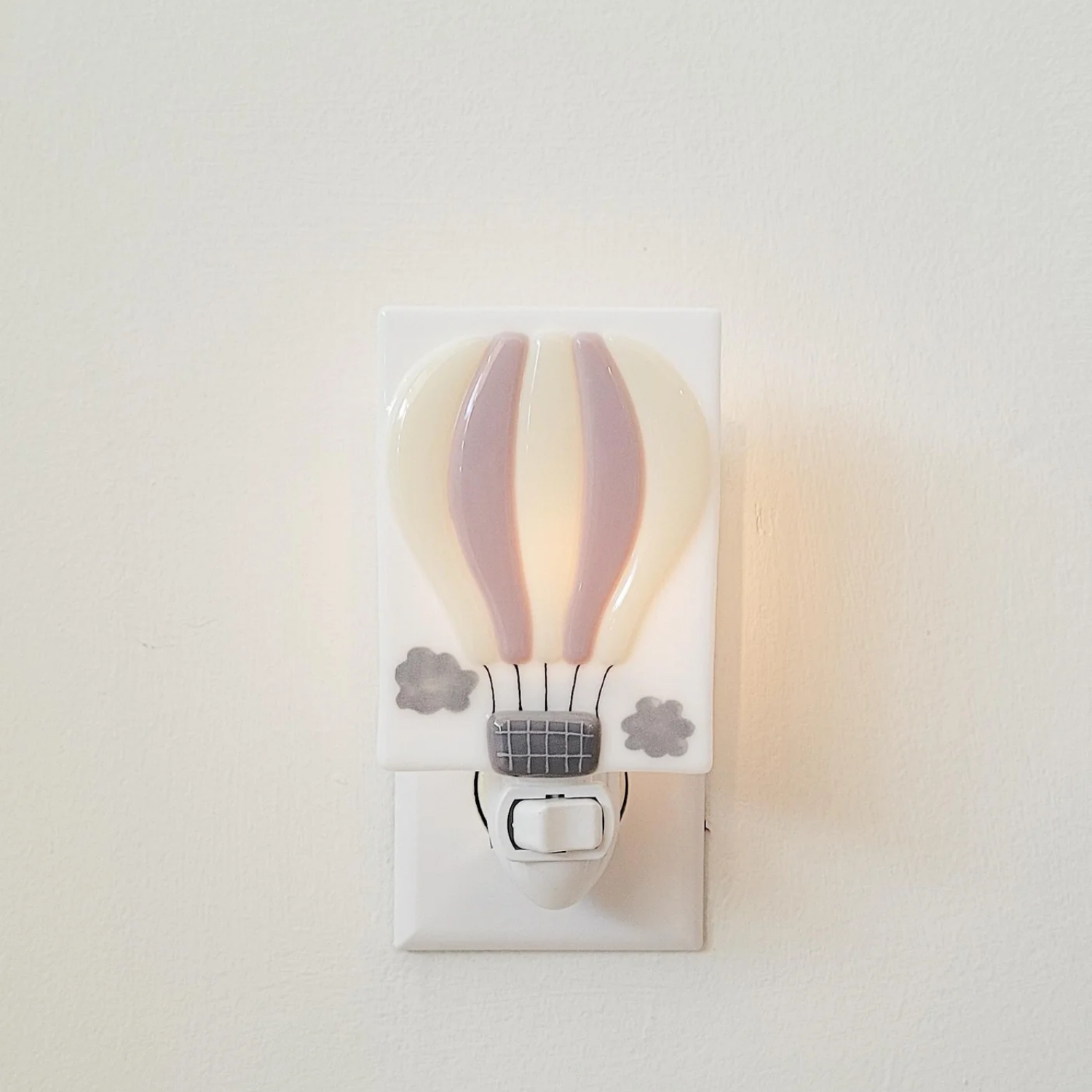 Dreamland Balloon Good Night Light