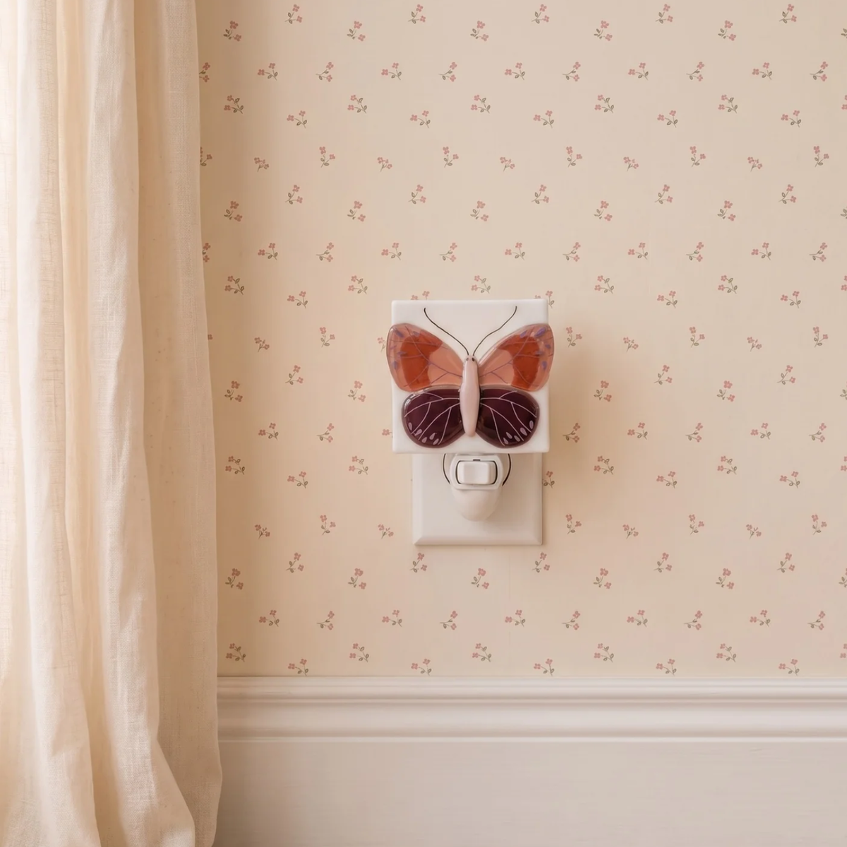 Butterfly Kisses Good Night Light
