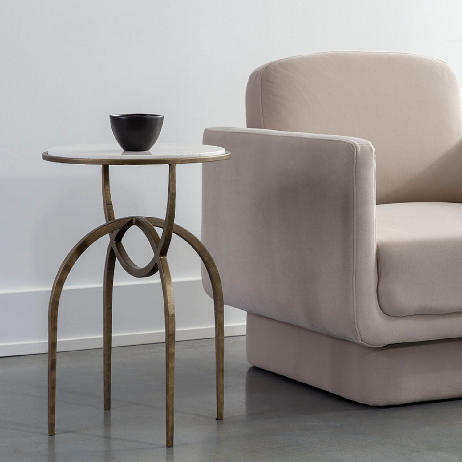 Saturn Antique Brass End Table - White Marble