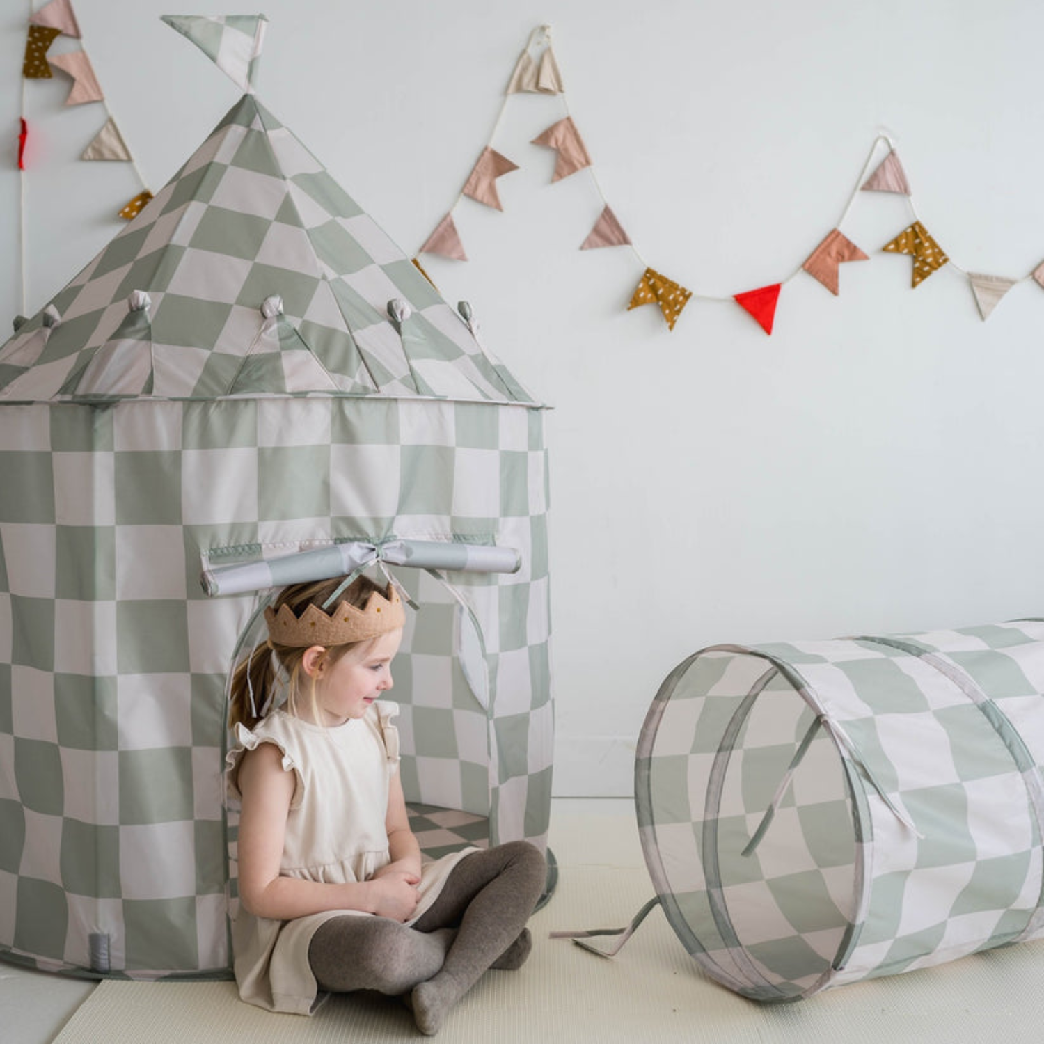 Kids Cozy Castle Tent - Checkered Green