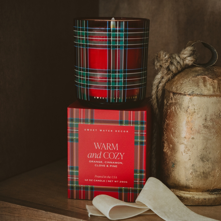 Warm & Cozy Red Plaid Christmas 12oz Soy Candle | Orange, Cinnamon, Clove, Pine