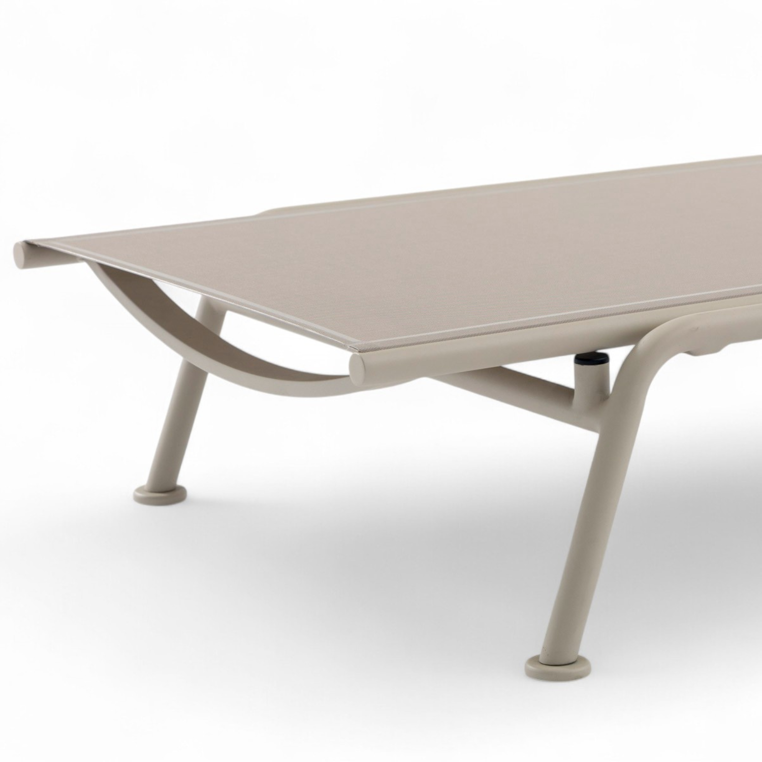 Davenport Beige Sun Lounger