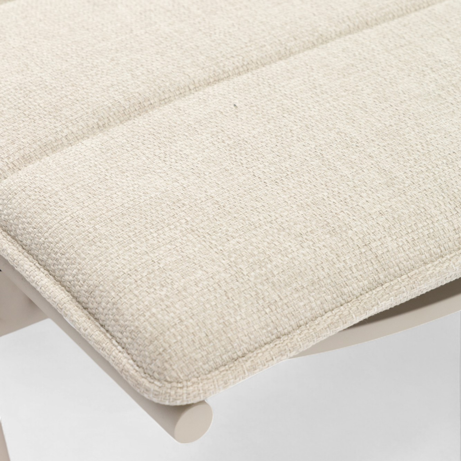 Davenport Sun Lounger Cushion - Fontelina Wheat